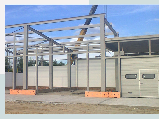 Строительство автосервисов от СтальСтрой-Блг по цене 623 руб.